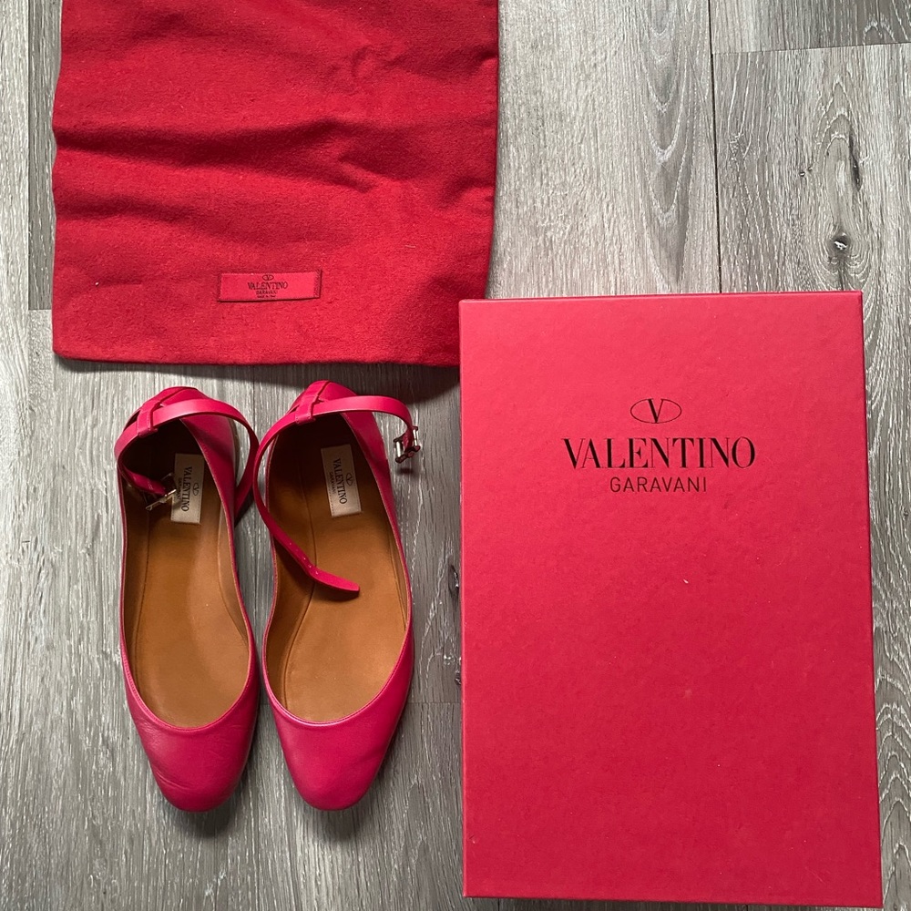 Authentic Valentino flats